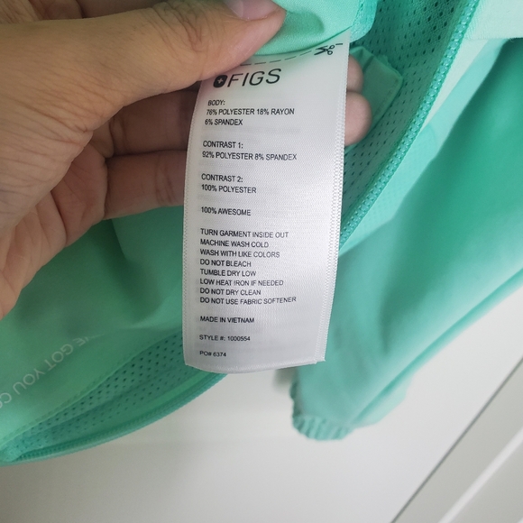 Figs Sydney Mariner Blue Green Zip Up Scrub Jacket - Picture 9 of 9